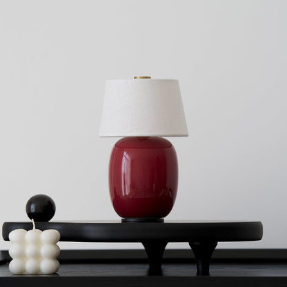 Petite Battery Operated Table Lamp – Cordless Bedside Lamp with Modern Design and Adjustable Brightness