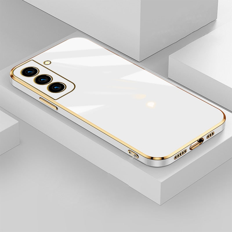 Metallic-Trimmed TPU Phone Case for Samsung Galaxy – Slim Protection with Gold Accents & Scratch-Resistant Microfiber Interior