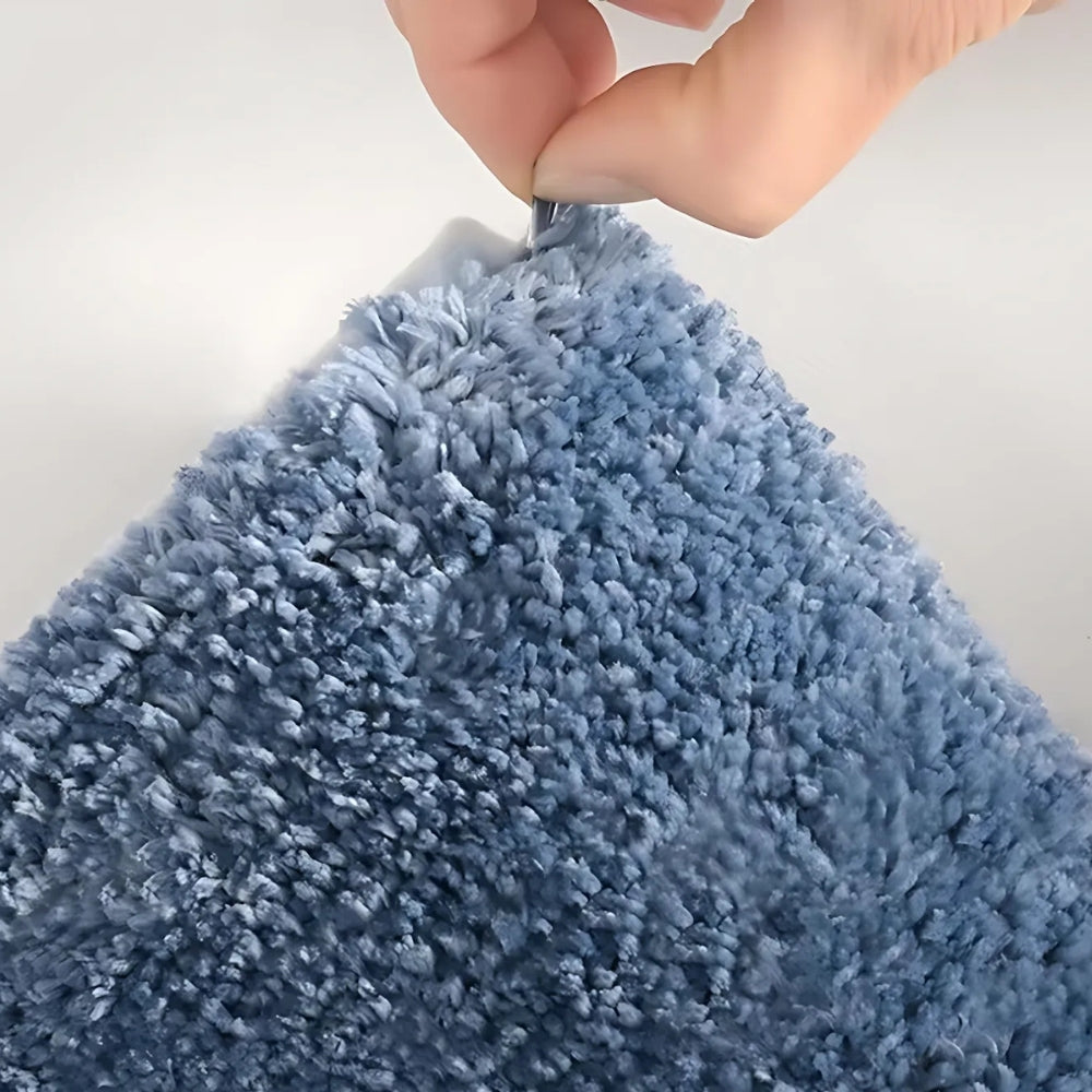 PlushWave | Non-Slip Bath Mat with Absorbent Microfiber Design | Stylish Comfort for Safety