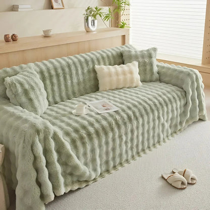 Ravine Faux Fur Blanket - Soft Touch, Modern Design