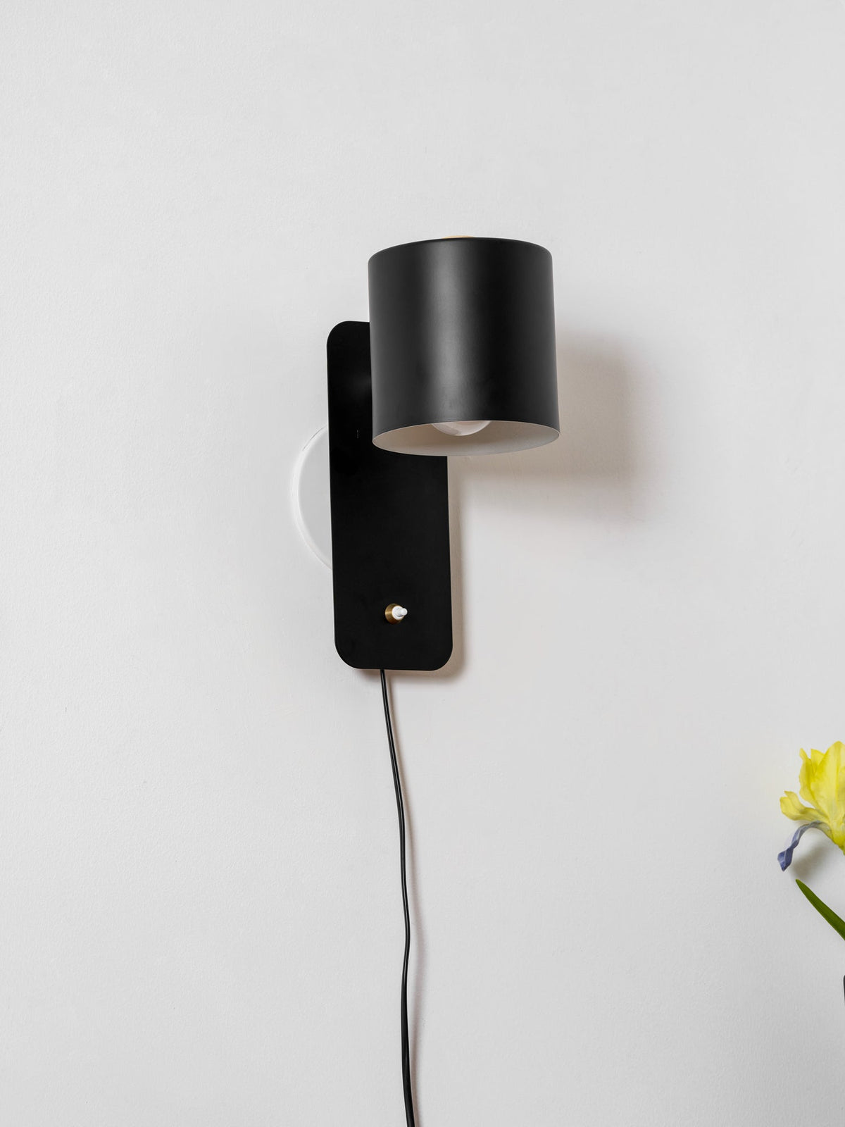 Adjustable Metal Wall Sconce with 350° Swivel Head for Bedroom Reading Nook Living Room Hallway Ambient Task Lighting E26 Socket 5 in Dia 12