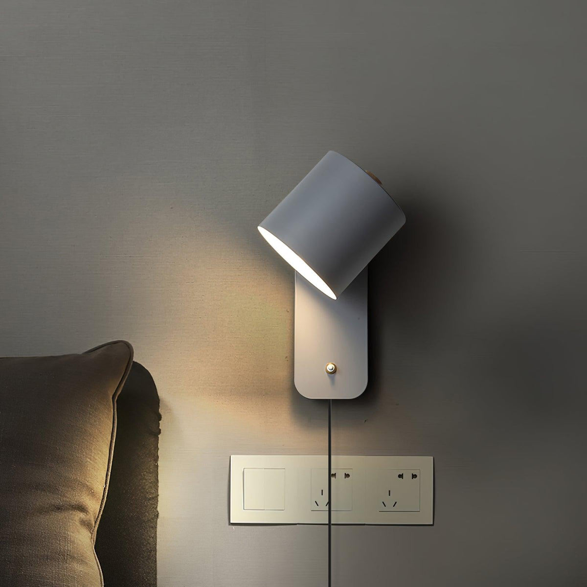 Adjustable Metal Wall Sconce with 350° Swivel Head for Bedroom Reading Nook Living Room Hallway Ambient Task Lighting E26 Socket 5 in Dia 12