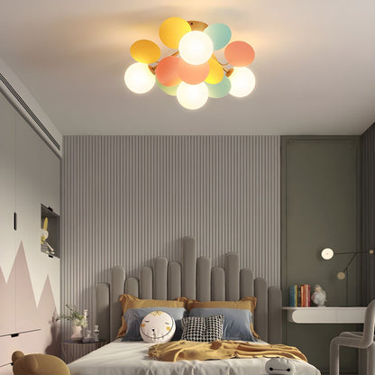 Lámpara de techo de montaje empotrado con múltiples globos y pantallas esféricas en tonos pastel: lámpara LED colorida y moderna para habitaciones infantiles, salas de juegos y espacios contemporáneos