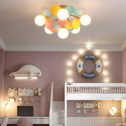 Lámpara de techo de montaje empotrado con múltiples globos y pantallas esféricas en tonos pastel: lámpara LED colorida y moderna para habitaciones infantiles, salas de juegos y espacios contemporáneos