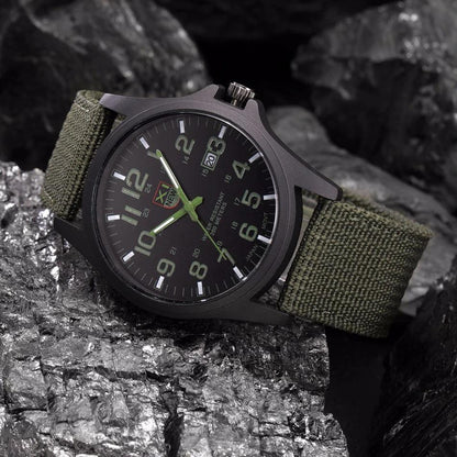 Reloj resistente para exteriores | Reloj de senderismo impermeable con cronómetro e iluminación nocturna | Diseño duradero para buscadores de aventuras
