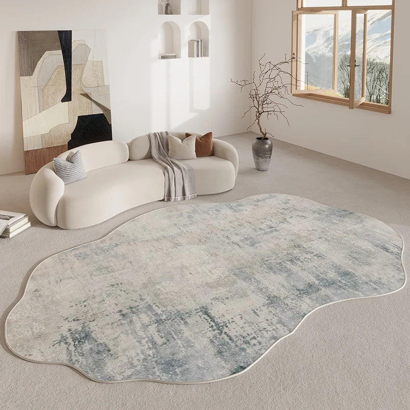 Alfombra de área con contorno orgánico | Diseño irregular con base antideslizante | Poliéster suave para mayor confort en la sala de estar
