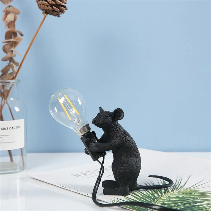 Whimsical Mouse Table Lamp with LED Light – Charming Resin Animal Décor for Bedroom, Living Room & Kids Room