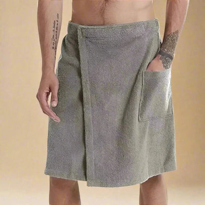 Towel Wrap for Bathing with Velcro Fastening and Storage Pocket
