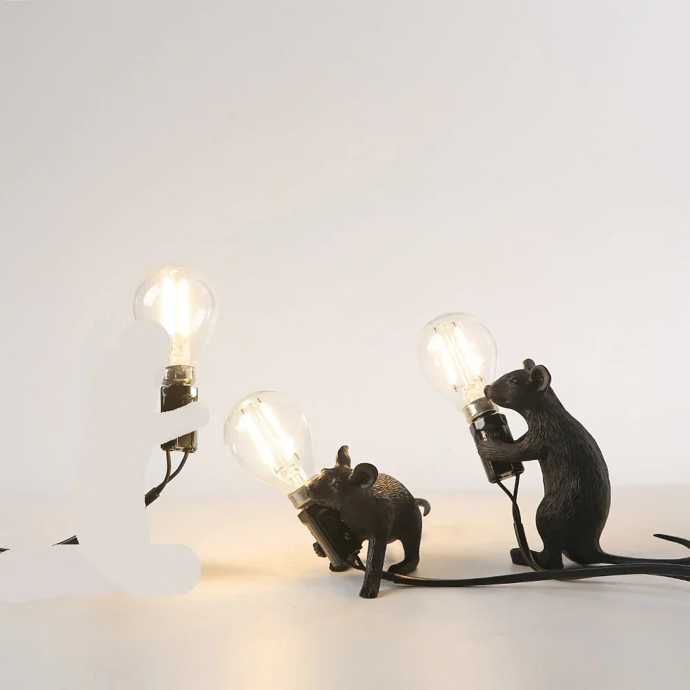 Whimsical Mouse Table Lamp with LED Light – Charming Resin Animal Décor for Bedroom, Living Room & Kids Room