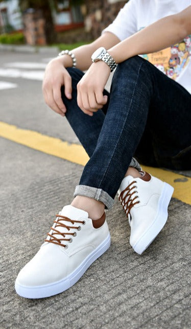 Canvas Sneakers for Men with Platform Sole – Casual Lace-Up Shoes for Work, Weekends & Everyday Wear