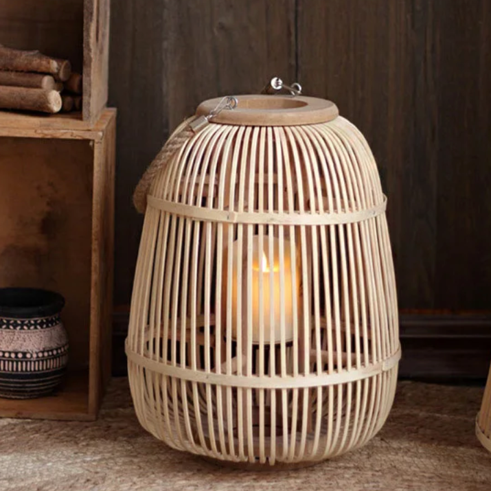 Battery-Operated Woven Lantern with LED Flameless Candle for Patio Gardens Tabletop Hanging Decor Cordless Indoor Outdoor Accent Light