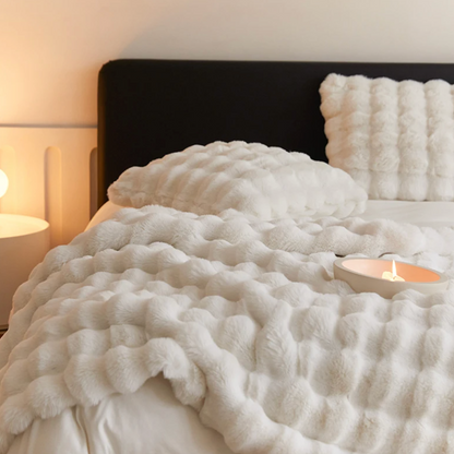 Plush Synthetic Fur Throw Blanket in Neutral Tones for Sofa, Bed, Living Room, and Bedroom