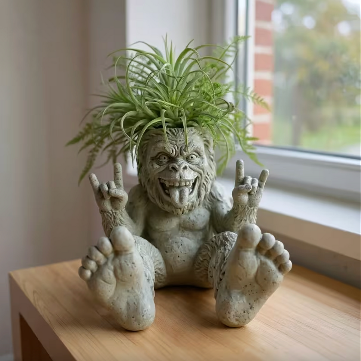 Biggie™ – Bigfoot Planter