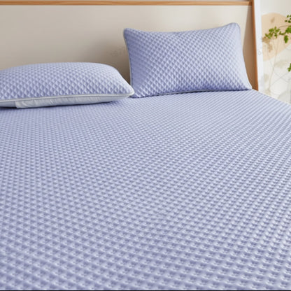 Foldable Cooling Sleep Mat for Summer – Breathable Waffle Texture Bed Pad with Soft Touch Surface – Portable Bedding Topper for Hot Weather