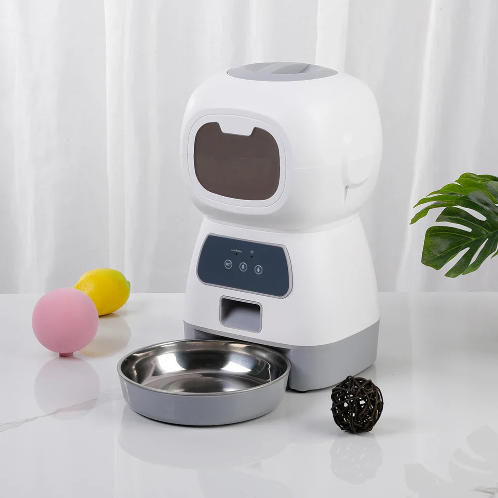 Smart Automatic Pet Feeder | Programmable Feeding Solution with Voice Recording for Happy Pets