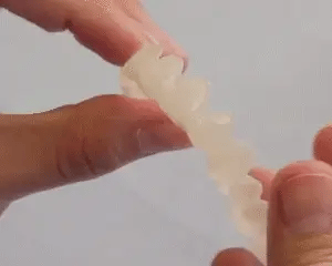 Temporary Cosmetic Dental Veneers for Confidence Smile Enhancement Teeth Covers Clip-On Prosthetic Upper Lower Arch Moldable Reusable