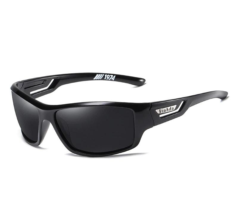 Photochromic Polarized Sunglasses with Auto-Tint UV400 Lenses for Fishing, Hiking & Water Sports
