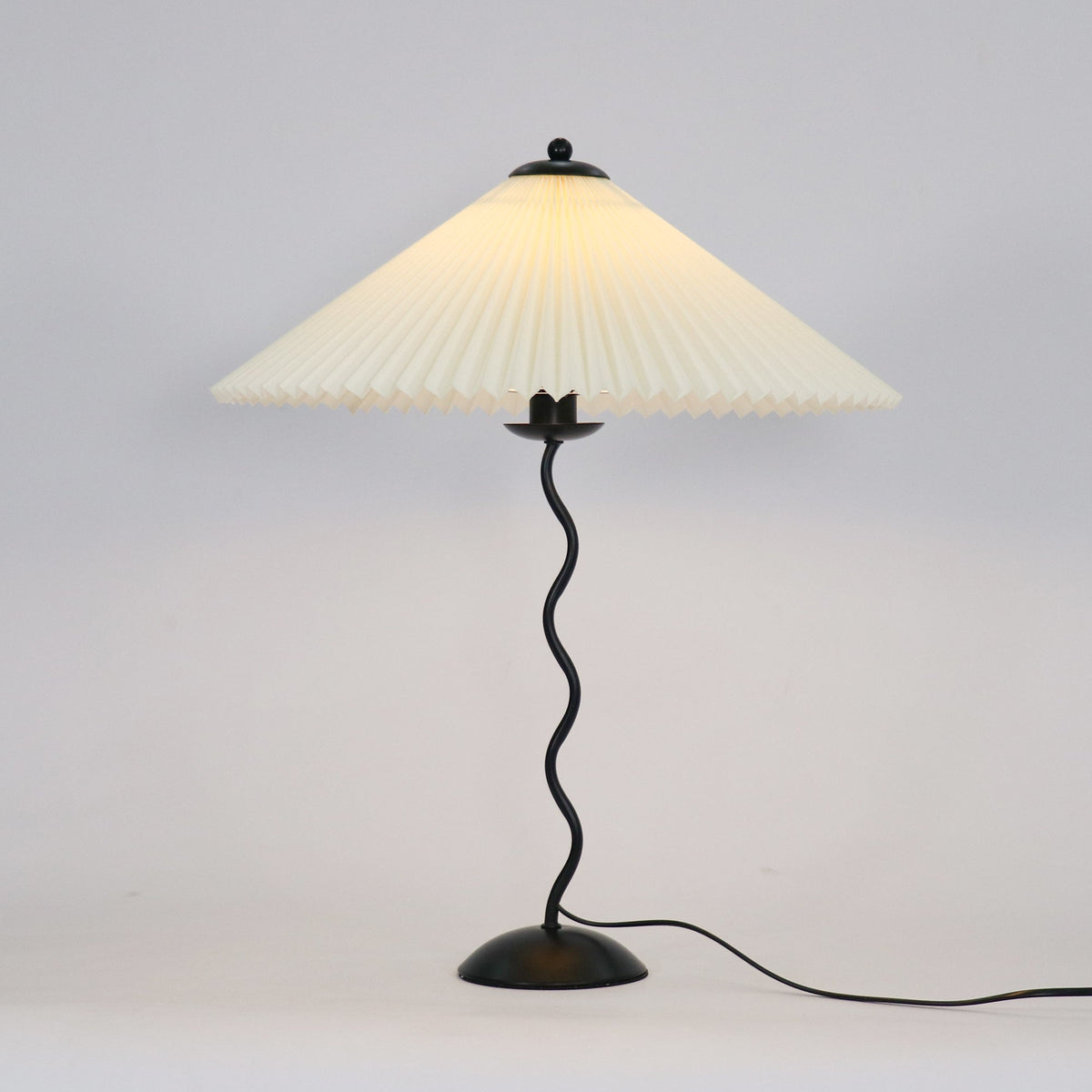 Sculptural Desk Lamp with Gathered Shade & Arc Base 17-inch Beige White Green Black Nightstand Light for Bedroom Living Room Accent
