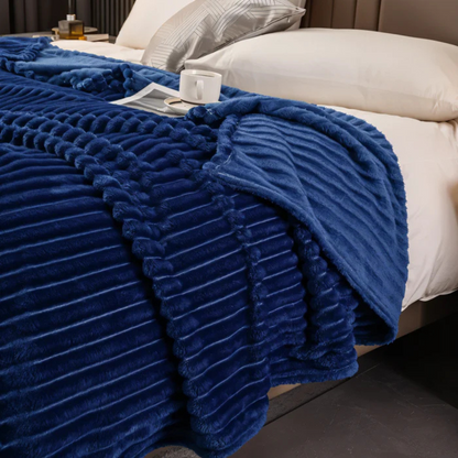 Super Soft Stripy Fleece Blanket – Breathable Warmth for Sofa and Bed
