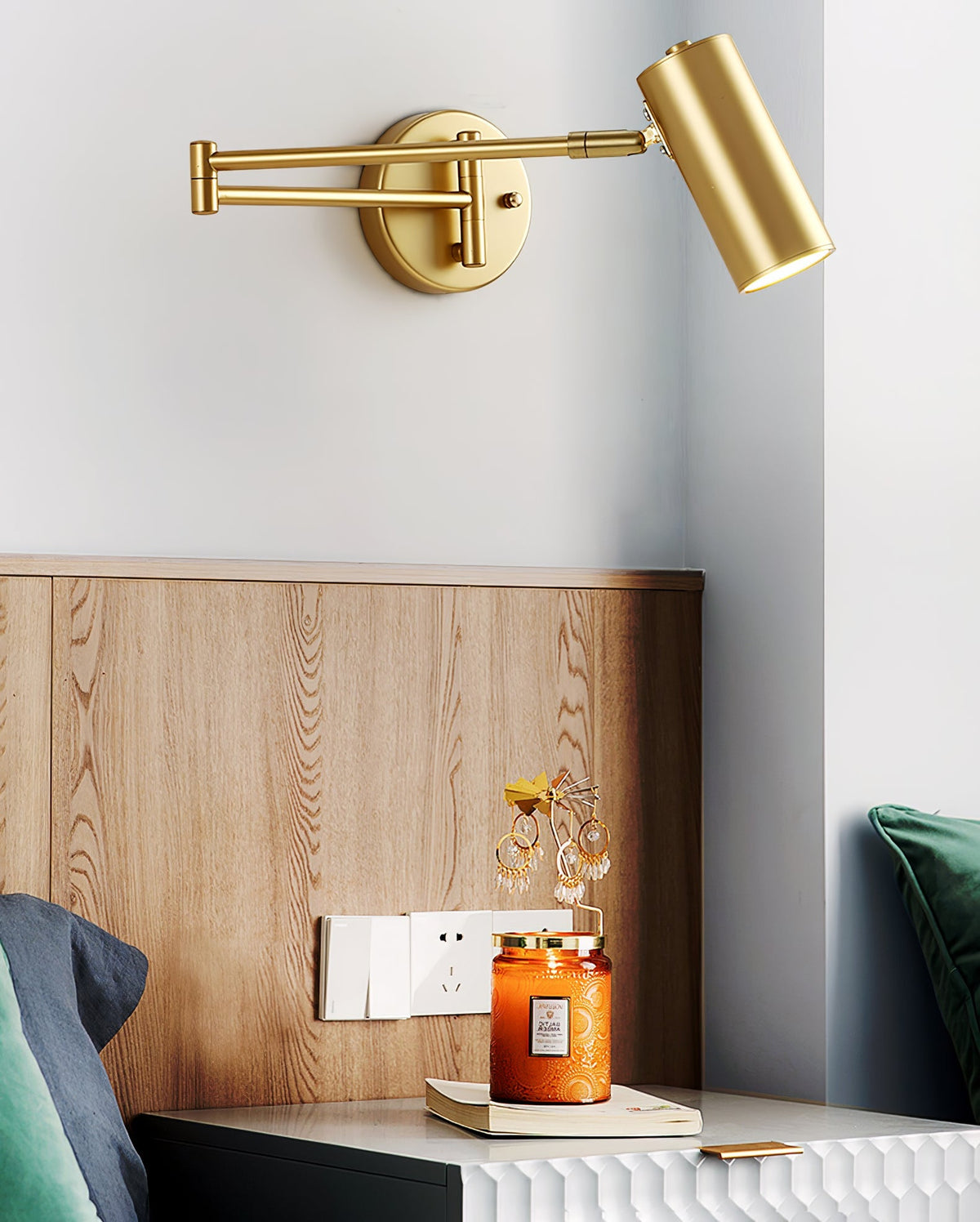 Swivel-Arm LED Wall Light with Extending Bracket for Bedroom Hallway Reading Nook Task Lighting Modern Dimmable Fixture Gold Black