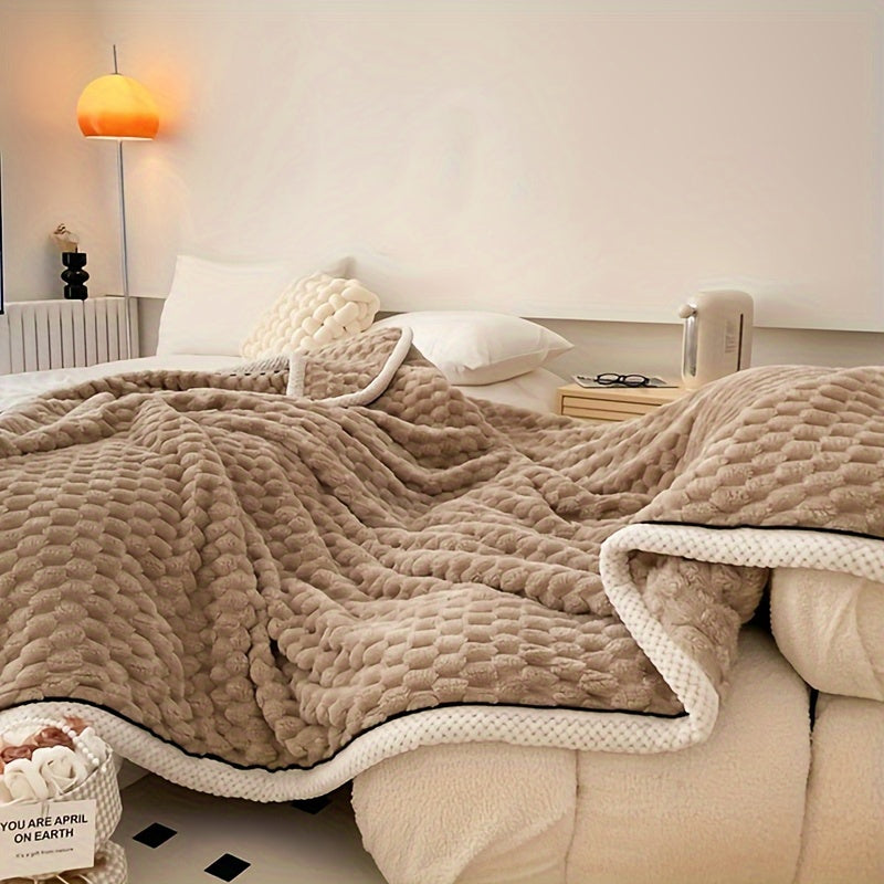 Ultra-Soft Microfiber Blanket with Lightweight Design | Cozy Comfort for All Ages
