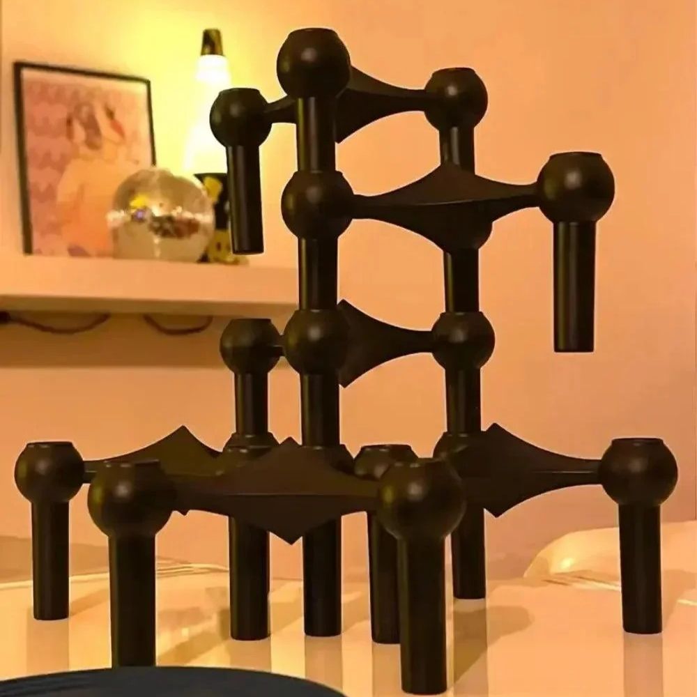 Candelabro Metálico Contemporáneo Elegante