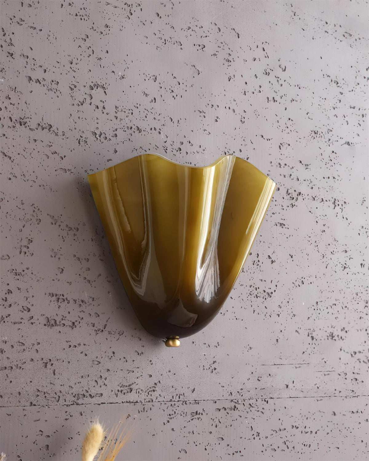 Hand-Blown Glass Wall Sconce 11 in Wide Petal Shade Lighting Fixture Bedroom Hallway Ambient Light E26 Base 110-120V Dual Bulb Decorative Mo