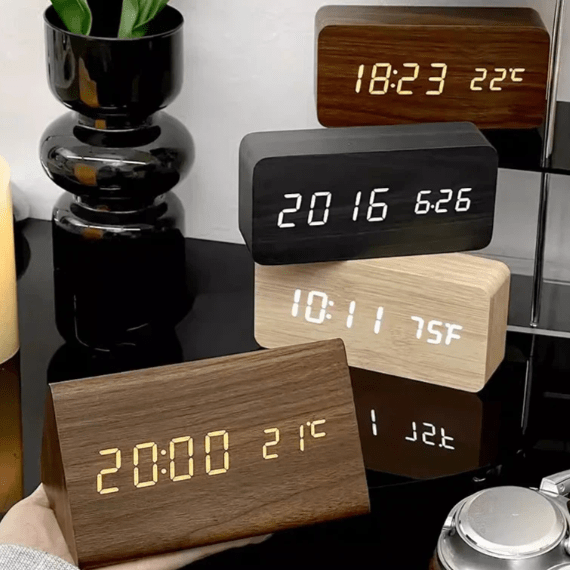 TIMBERGLOW – Voice Control LED Alarm Clock Wooden Display