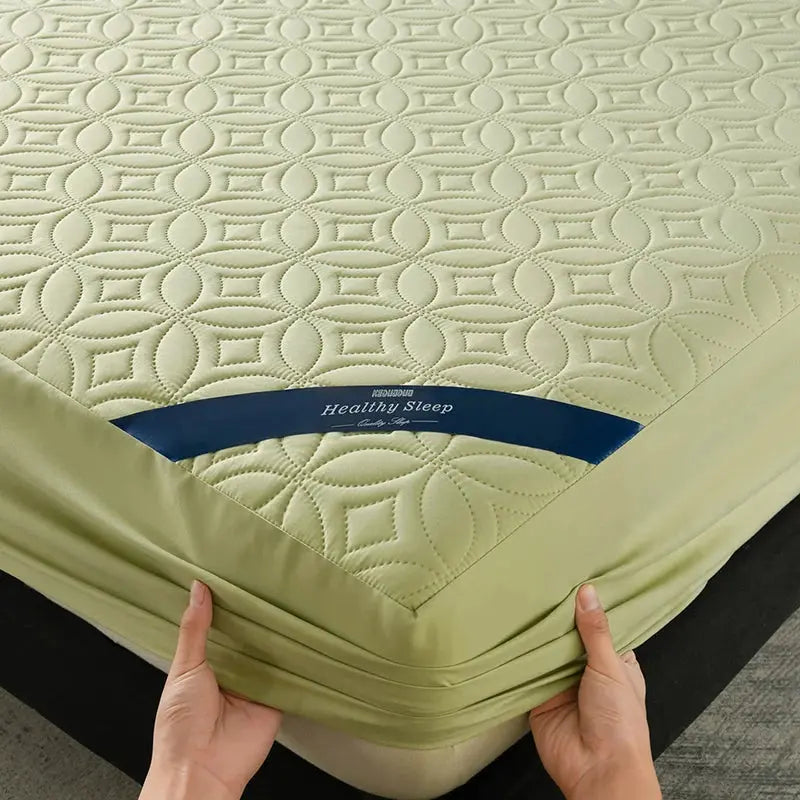 Ortekor Waterproof Mattress Protector with Deep Pocket Design | Comfortable Bed Cover for Queen Mattresses
