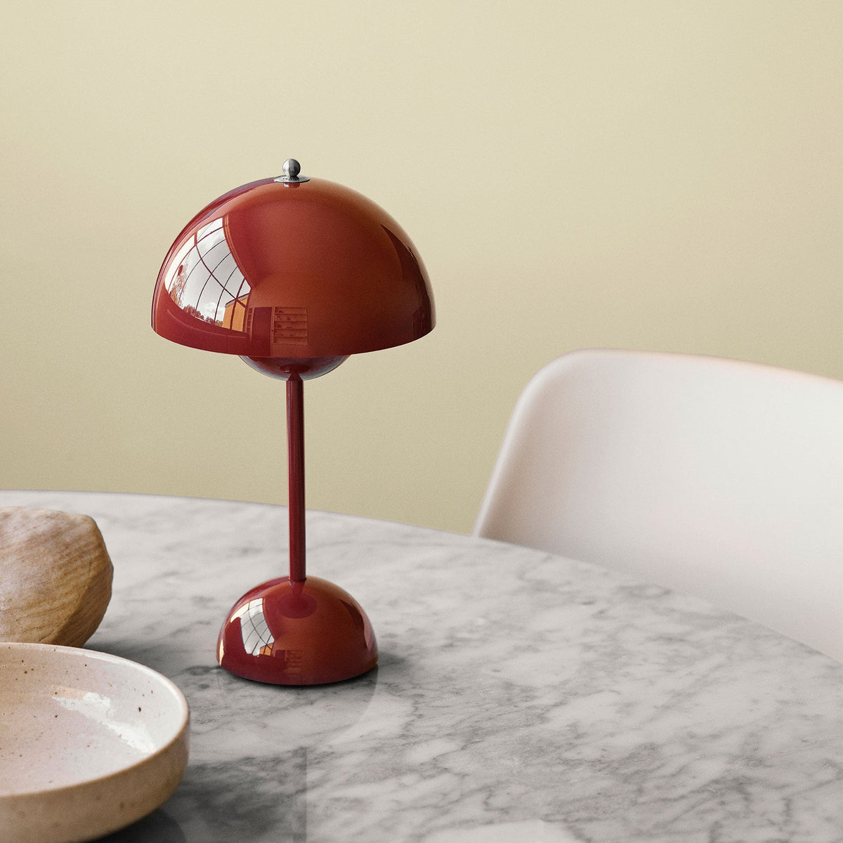 Portable Rechargeable LED Mushroom Lamp — Cordless Nightstand Light with 2000mAh Battery, Warm 3000K Glow for Bedroom, Living Room & Home Of