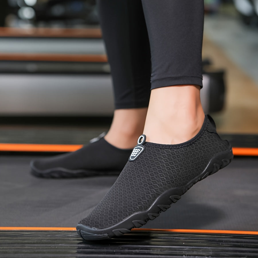 Women's Quick-Dry Water Shoes for Swimming & Beach – Breathable Mesh, Non-Slip Rubber Sole for Pool, Surf, Kayaking, Yoga & Gym Workouts