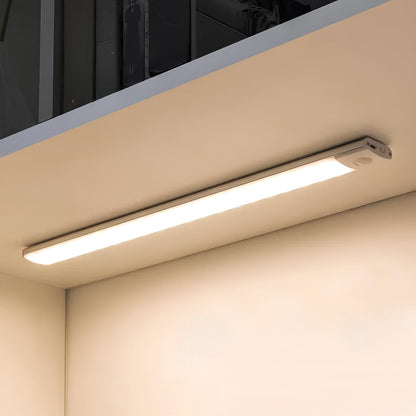 USB Rechargeable Motion-Activated LED Puck Light for Closets, Stairs & Hallways – Wireless Battery or USB Power, Magnetic Install, 3-Inch Ro