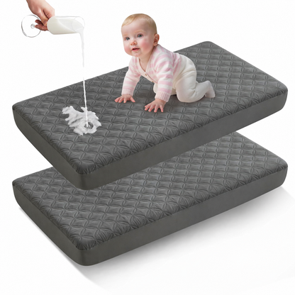 CozyNest | Protector impermeable para colchón de cuna con tela suave gris | Silencioso y lavable a máquina para la máxima comodidad del bebé