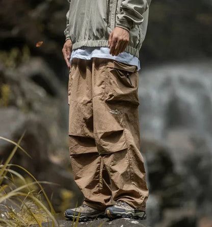 Rain-Ready Cargo Pants for Women – Waterproof Outdoor Trousers with Relaxed Fit for Hiking, Travel & Everyday Wear