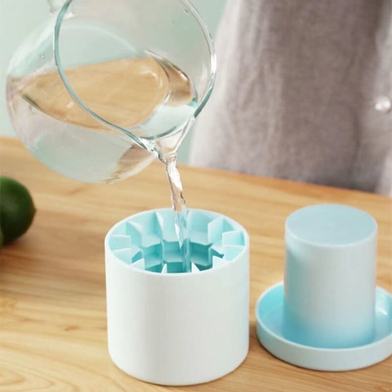 Portable Ice Maker | Silicone Ice Cube Tray with Easy Fill Design | Compact Solution for Refreshing Drinks