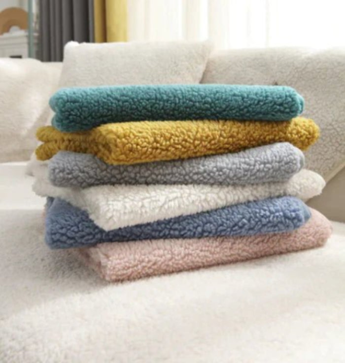 Plush Sofa Cover with Anti-Slip Backing – Machine Washable Furniture Protector for Couches – Includes 2 Cushion Covers