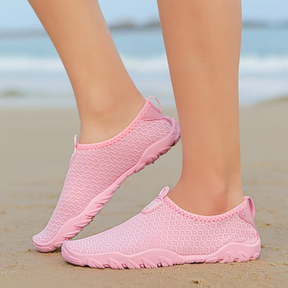 Women's Quick-Dry Water Shoes for Swimming & Beach – Breathable Mesh, Non-Slip Rubber Sole for Pool, Surf, Kayaking, Yoga & Gym Workouts