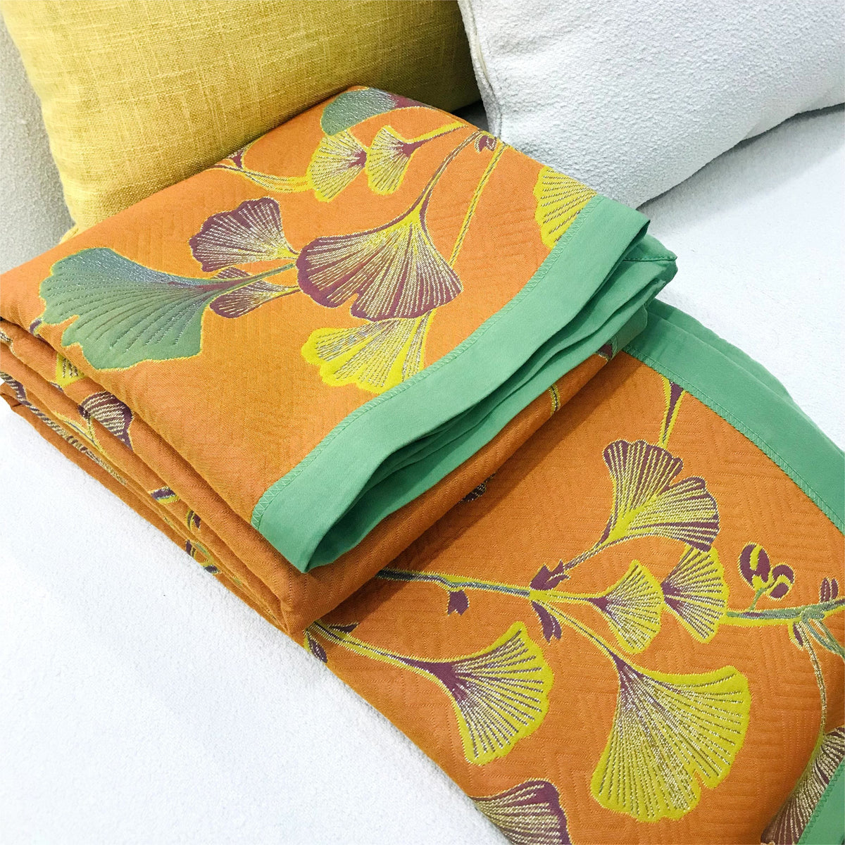 Reversible Cotton Throw Blanket with Ginkgo Leaf Pattern – Lightweight Summer Quilt for Bed, Sofa & Travel