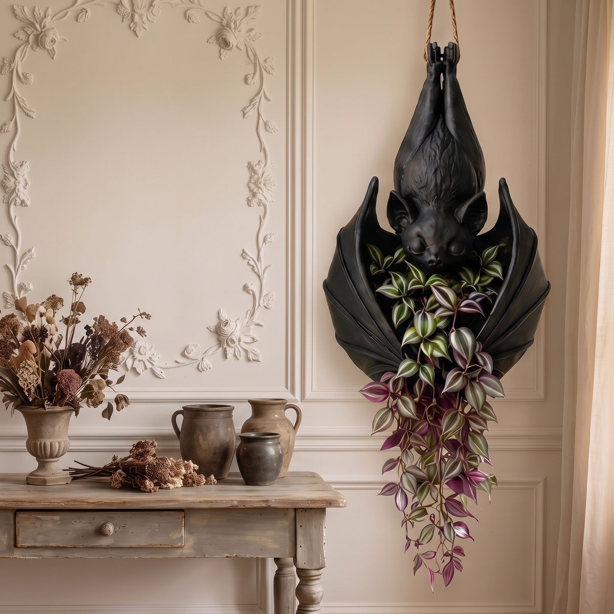 Noctiflora™ – Gothic Bat Hanging Planter