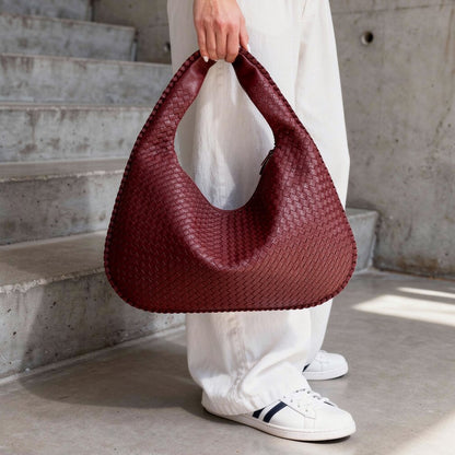 Braided Leather Hobo Bag with Zip Closure | Stylish Shoulder Bag