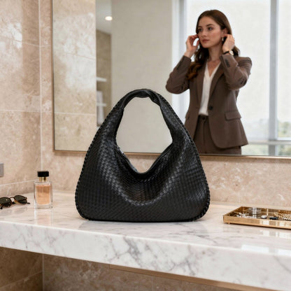 Braided Leather Hobo Bag with Zip Closure | Stylish Shoulder Bag