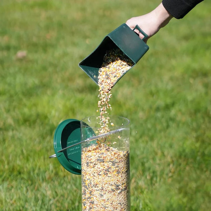 Comedero para aves silvestres con tubo de plástico transparente