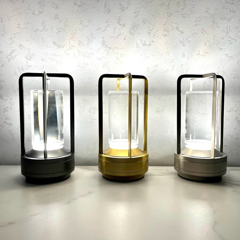 Lámpara de mesa LED inalámbrica compacta