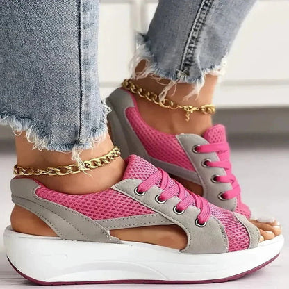 Sandalias de tacón alto cómodas con recortes y plantillas suaves