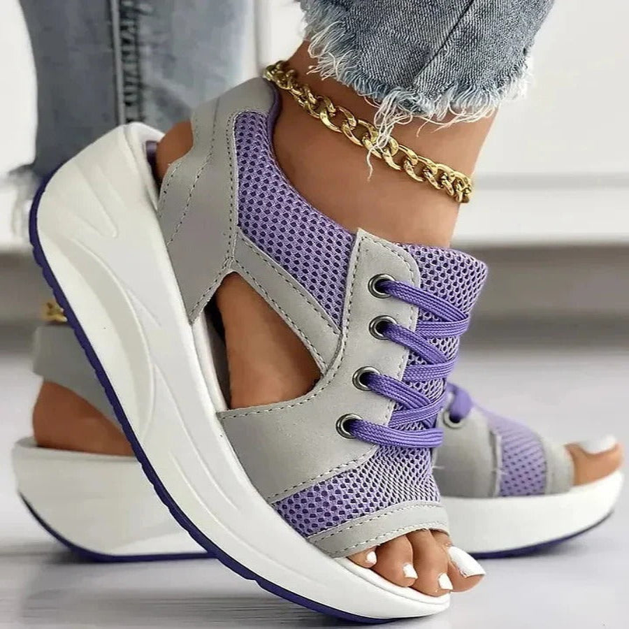 Sandalias de tacón alto cómodas con recortes y plantillas suaves