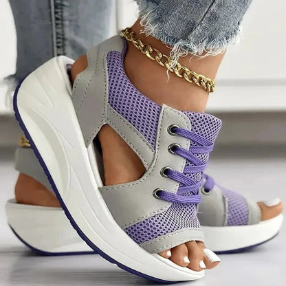 Sandalias de tacón alto cómodas con recortes y plantillas suaves