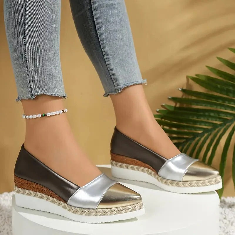 Cómodas sandalias de cuña con plantilla suave y hebilla ajustable