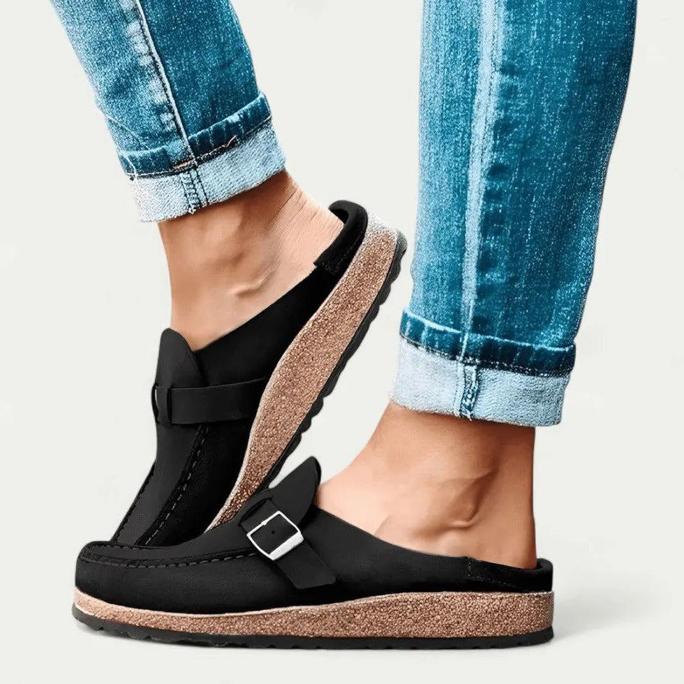 Mocasines de piel suave con tira ajustable para mujer