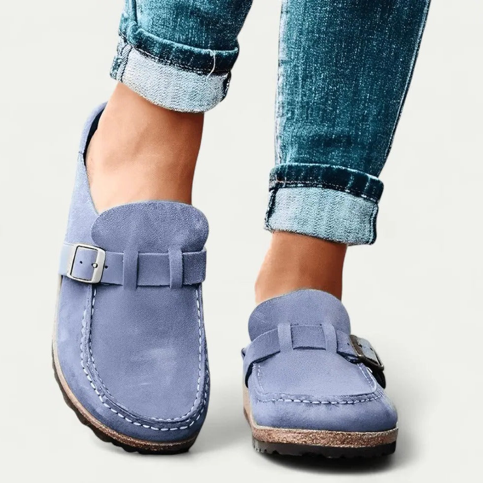 Mocasines de piel suave con tira ajustable para mujer