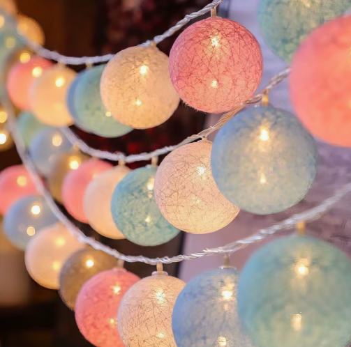 Cotton Ball String Lights with Soft Woven Globes for Bedroom, Living Room & Party Decor – USB or Battery Powered Fairy Lights